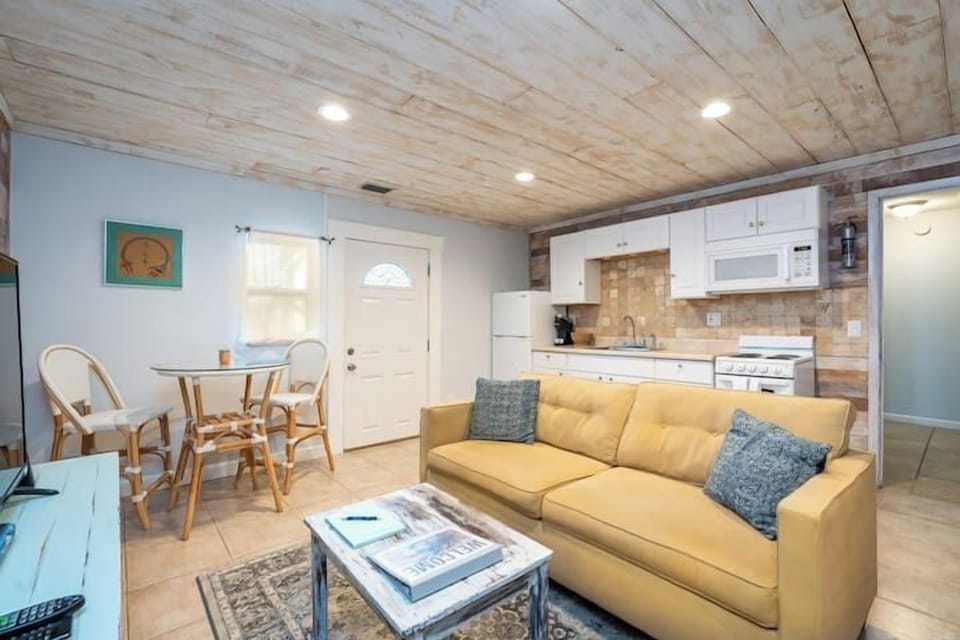 Main living area (new leather couch recently added)