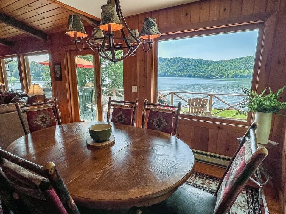 Dining Room Overlooking 4th Lake