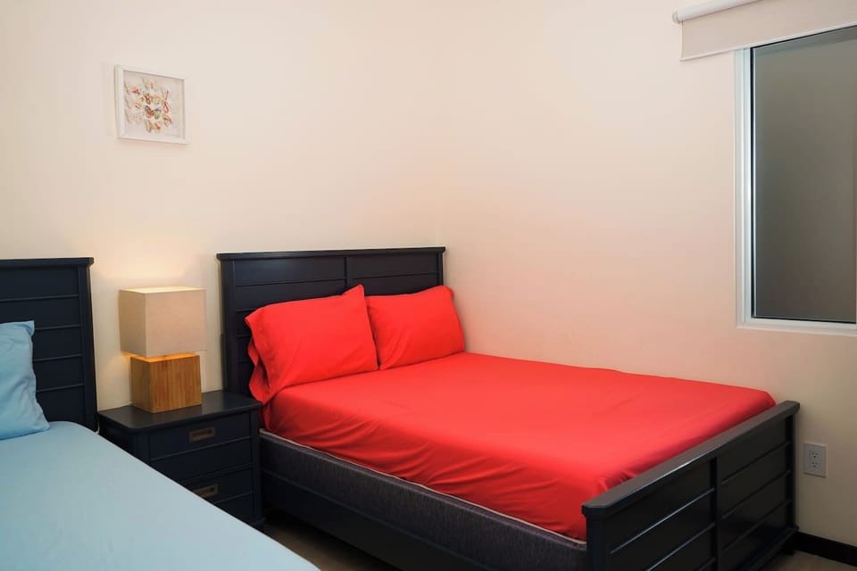 SECONDARY ROOM