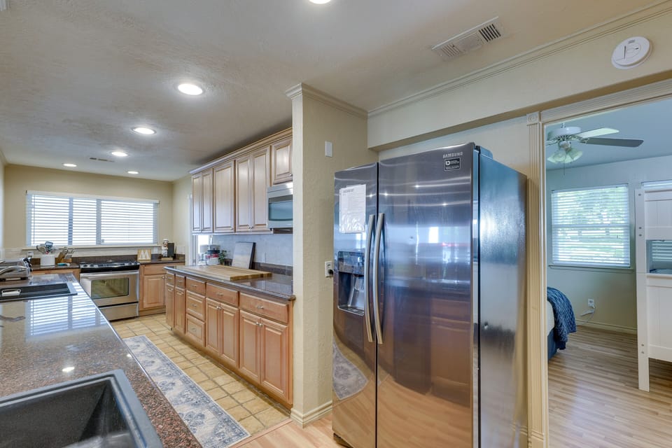 Kitchen | Fully Equipped