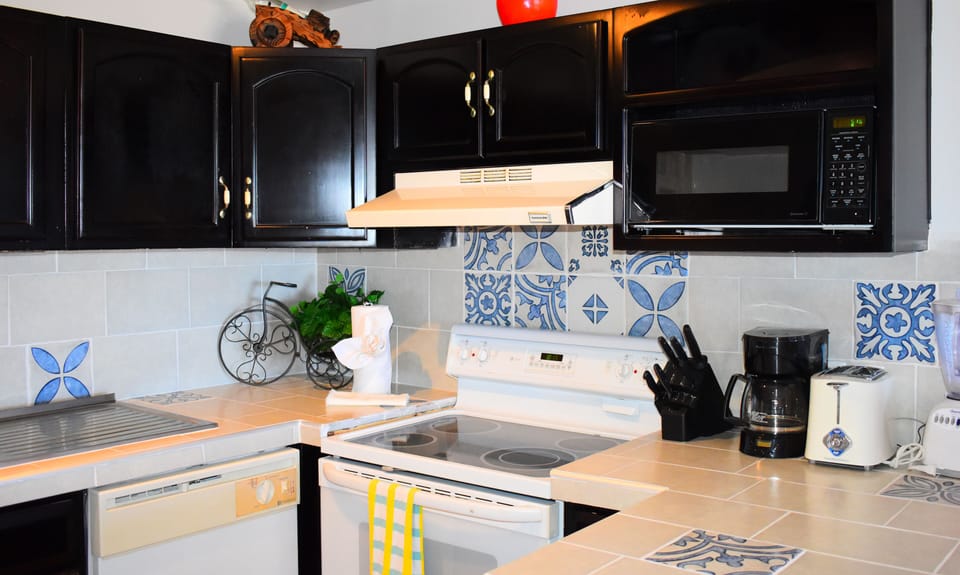 Kitchen completely equipped with all that you might need for cooking