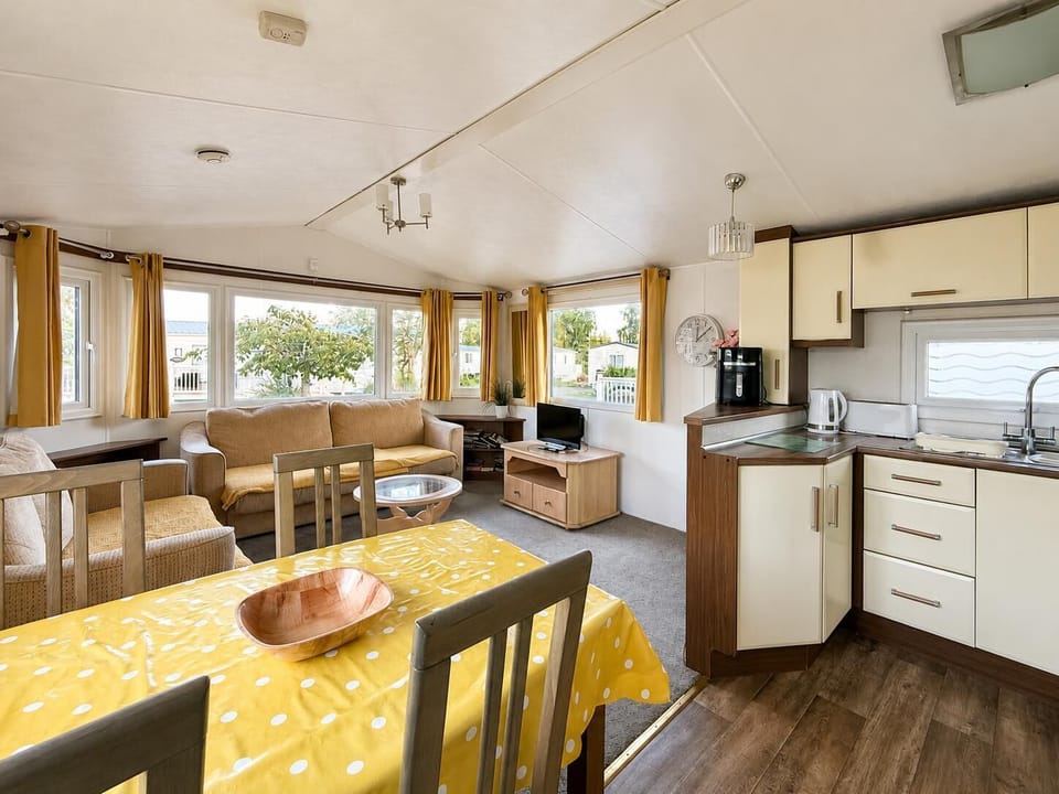 Our holiday homes to rent come fully equipped, so you simply pack your bags and start unwinding.