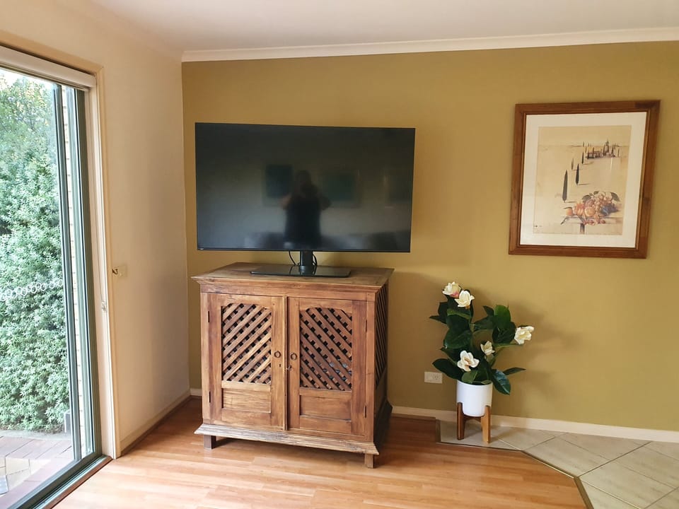 55" Smart TV connected to Wi-Fi available