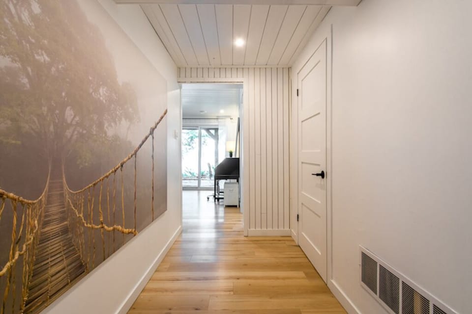 Lower level entranceway from main staircase 