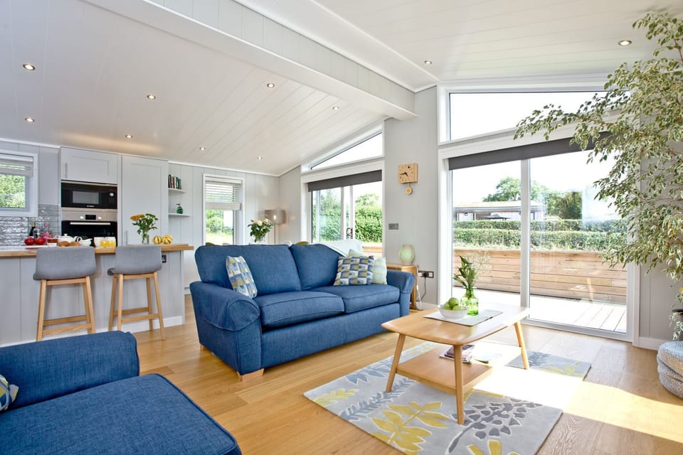 Open plan living, dining and kitchen area - Perry Lodge, Strawberryfield Park