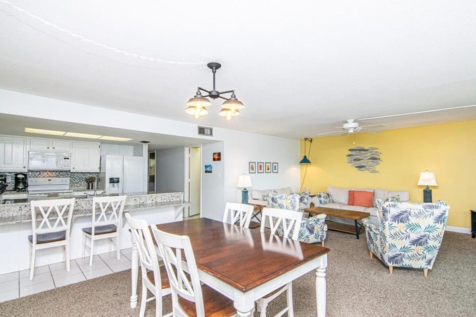 Kitchen Living room