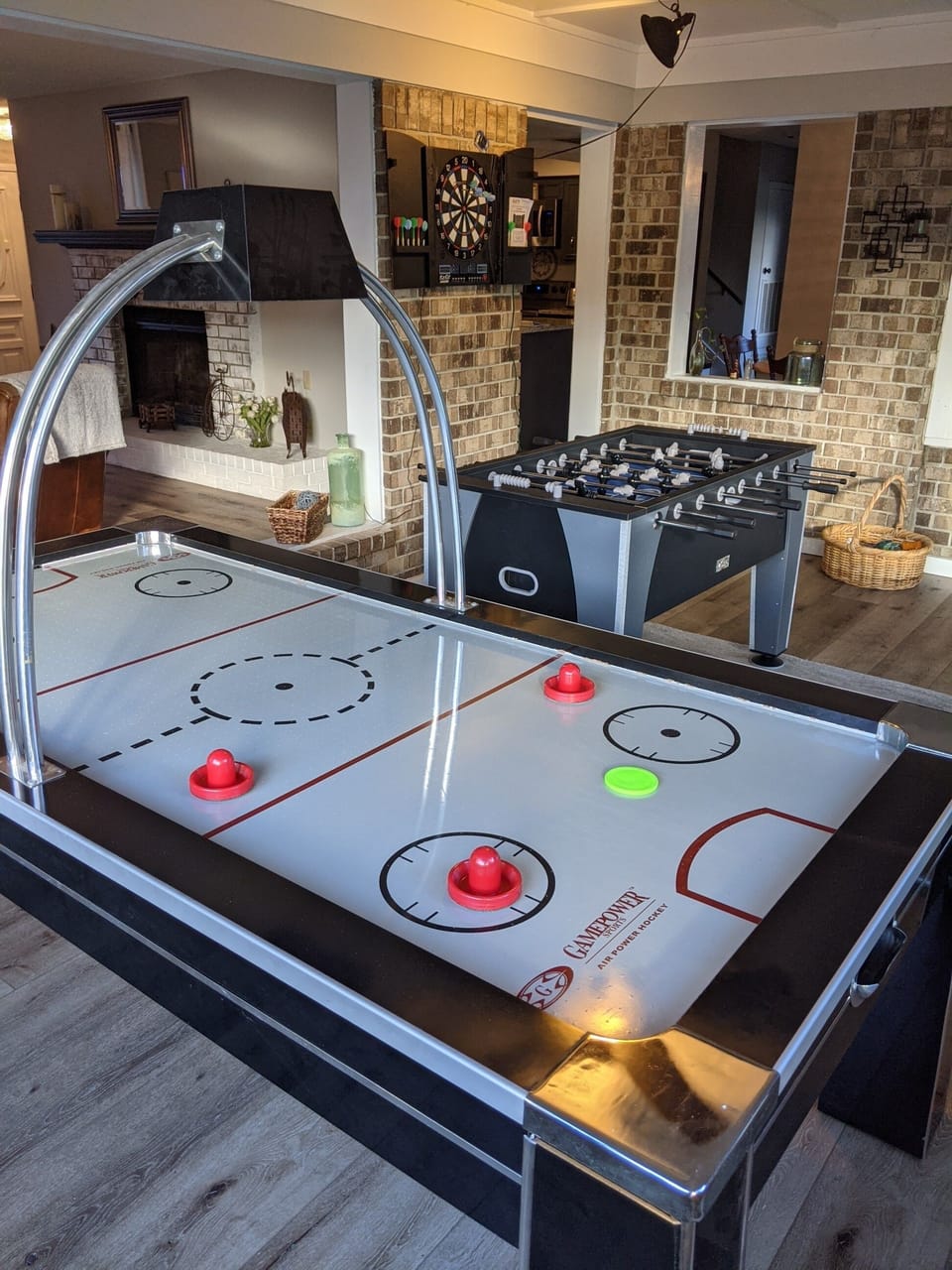 Game Room 4'x7.5' Air hockey, Full size Adult/Child Foosball Table, Electr Darts