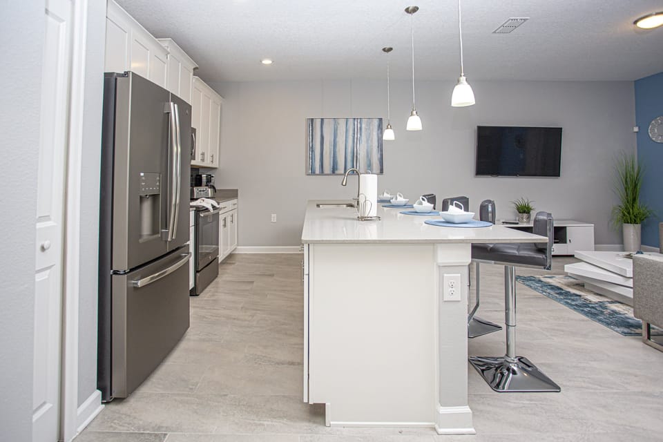 16-4802MemoriesLane-StoreyLake-1016