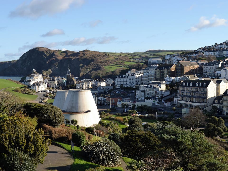 Ilfracombe | Newhaven, Combe Martin