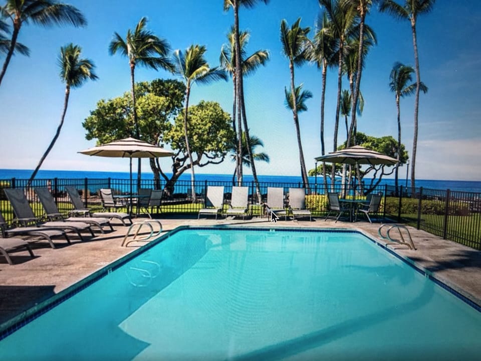 Solar heated pool with direct view of ocean