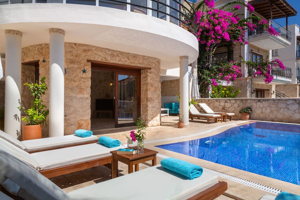 Spacious outdoor areas