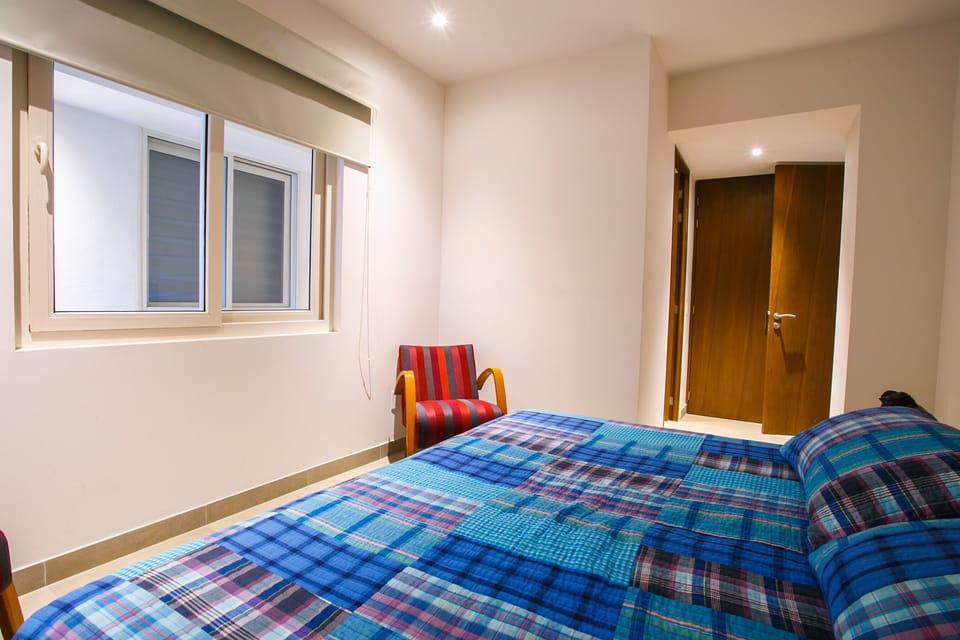 King size bed