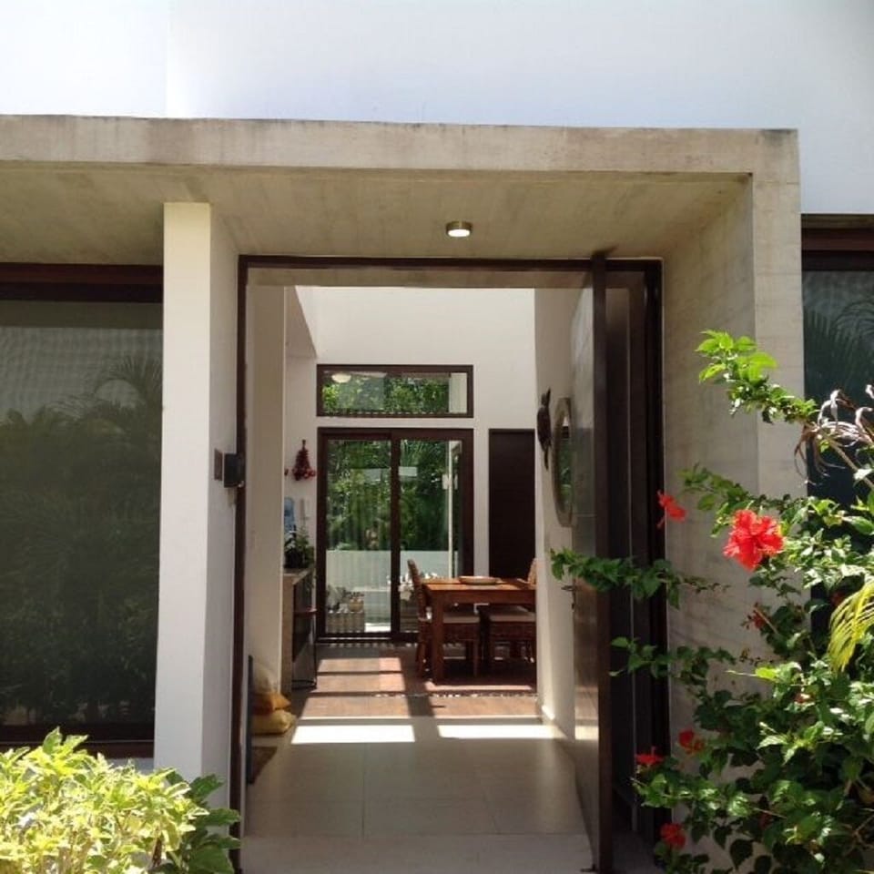 Entry to home
