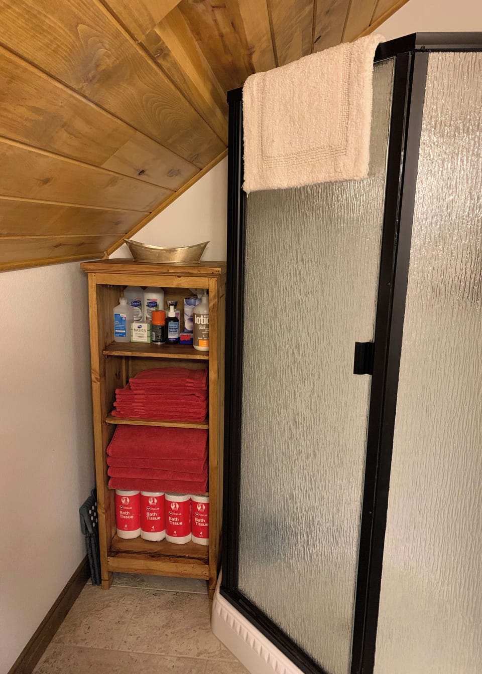 Upstairs guest shower