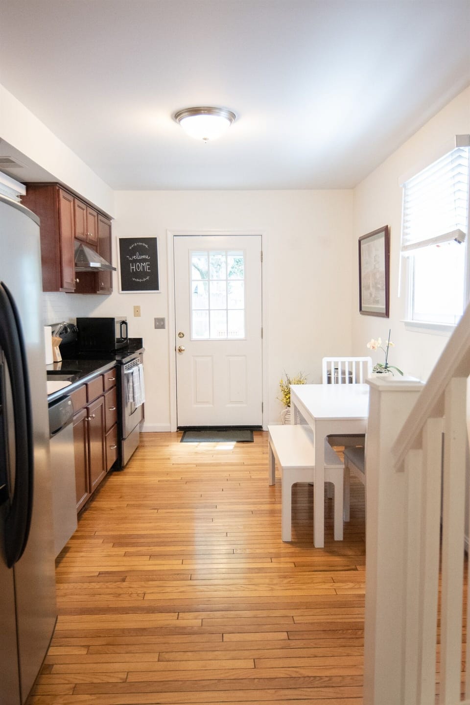 ★ Local Cuisine & Home cooking ★   Annapolis offers outstanding dining options but if you have a chef in your group, you have a full kitchen to cook home meals