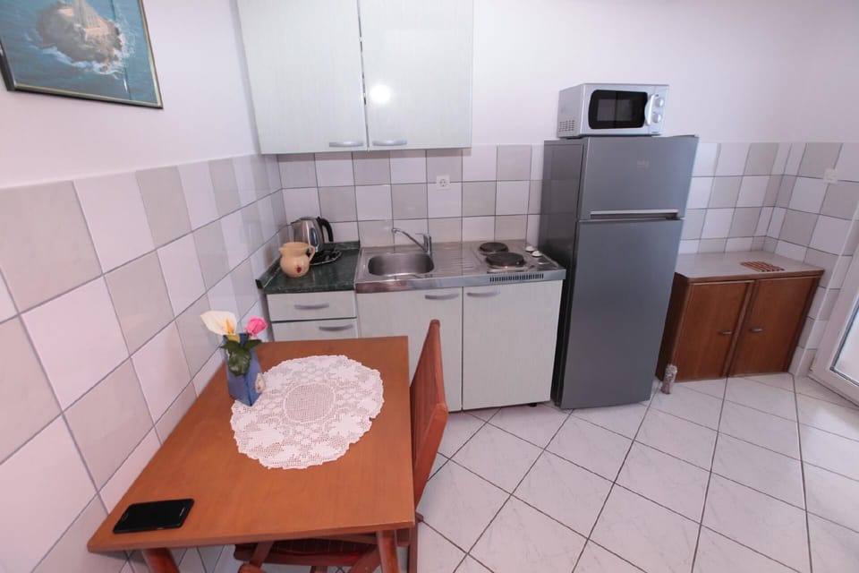 Apartment kitchen