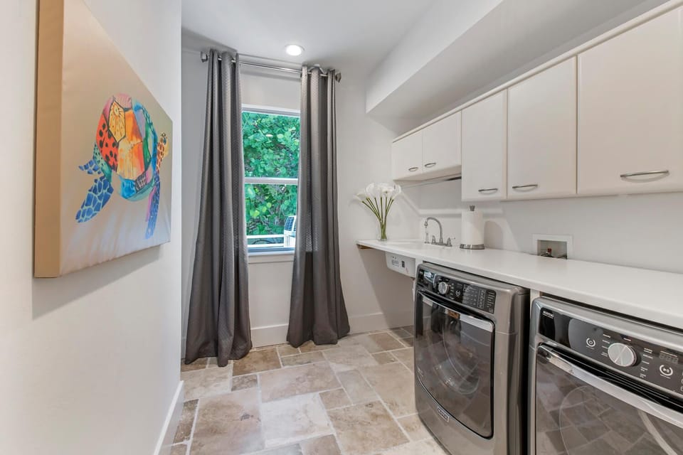 2nd Floor Laundry Room