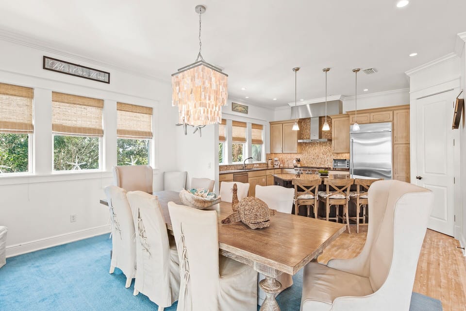 Second Floor: Dining Area