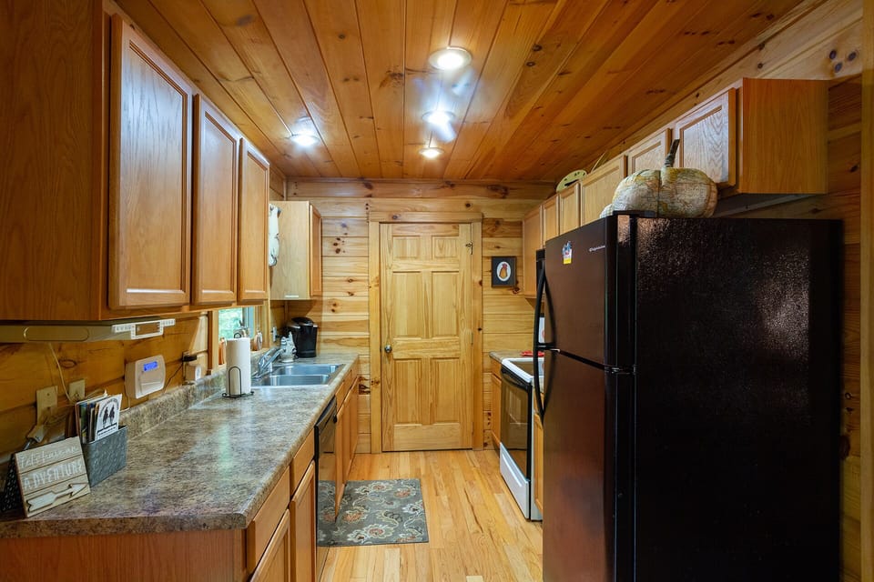kitchen has dishwasher, microwave, coffee maker and all cooking utensils 