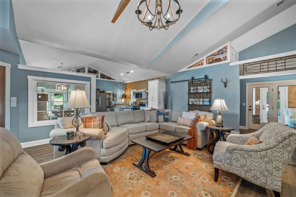 Great room with lots of comfortable seating.