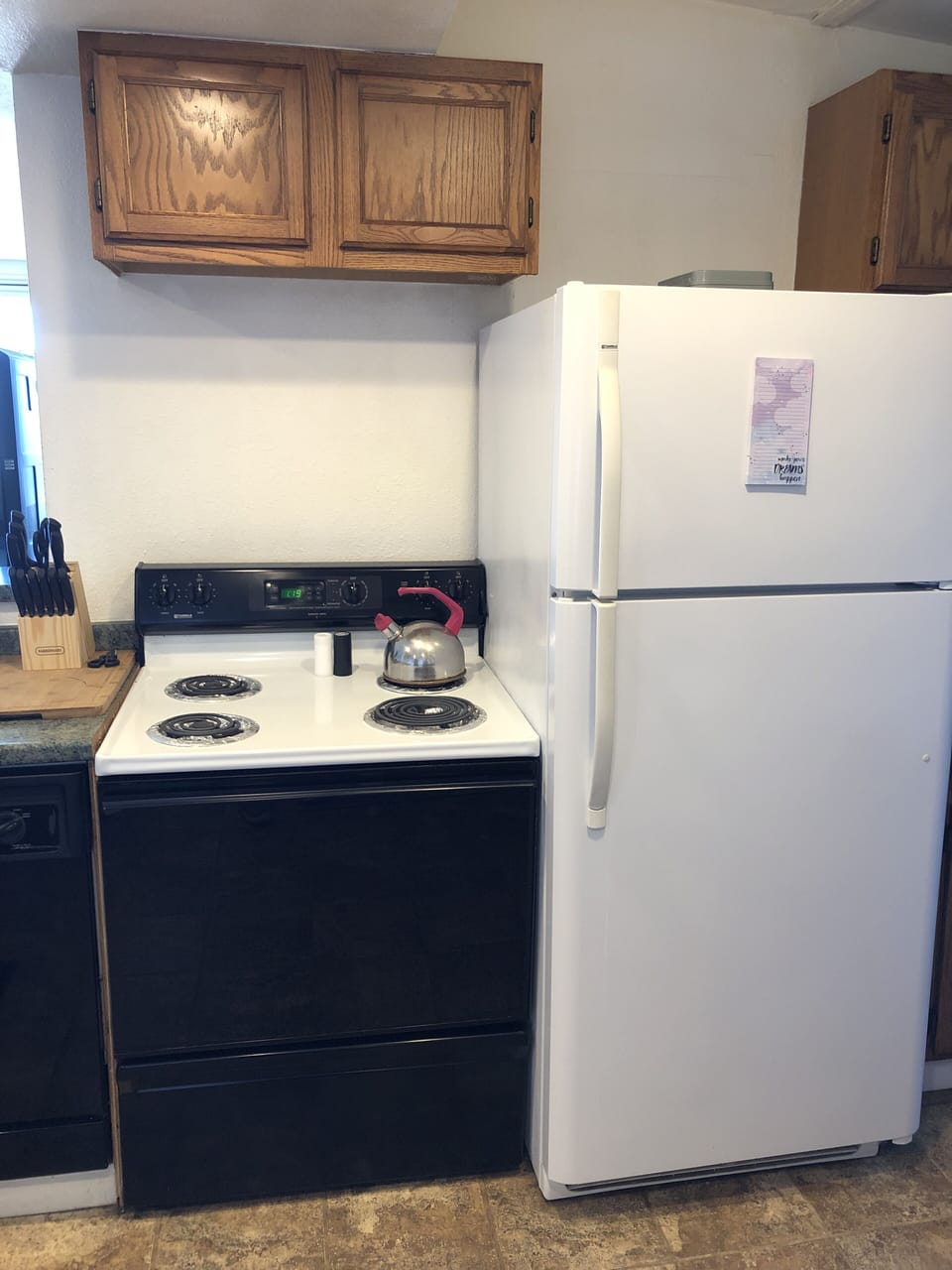 Full size range/oven and refrigerator