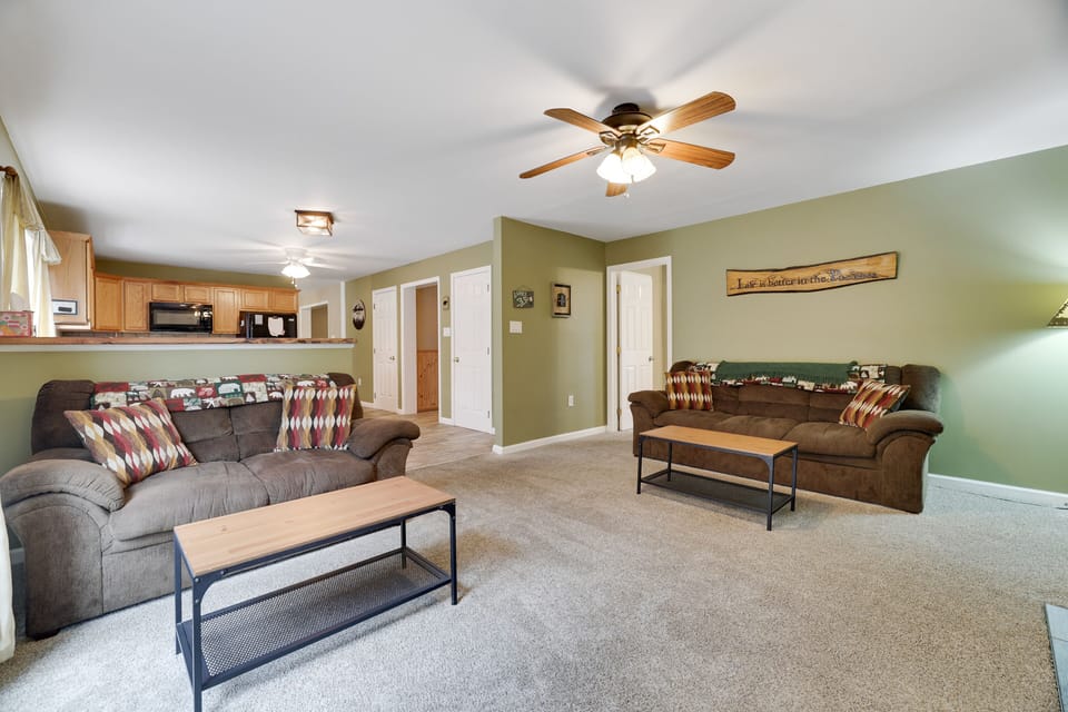 Family room into spacious kitchen