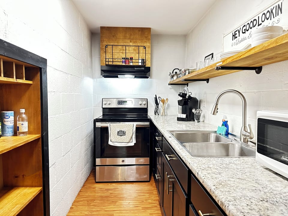 Kitchen equipped with everything you need for your stay.