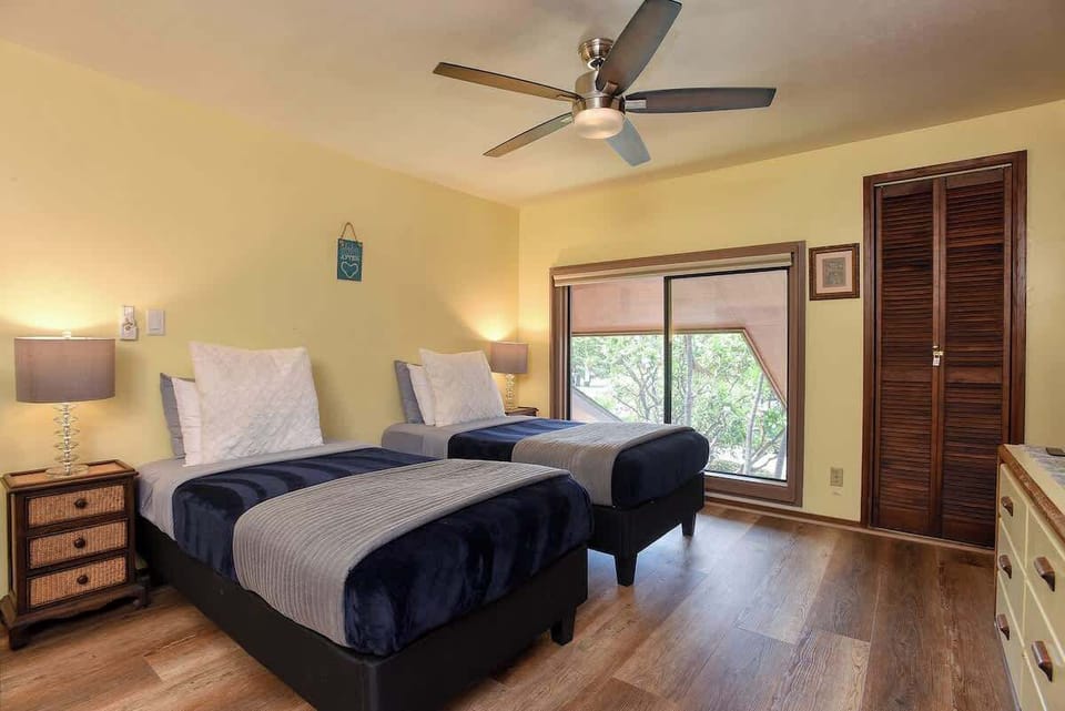 twin beds in loft