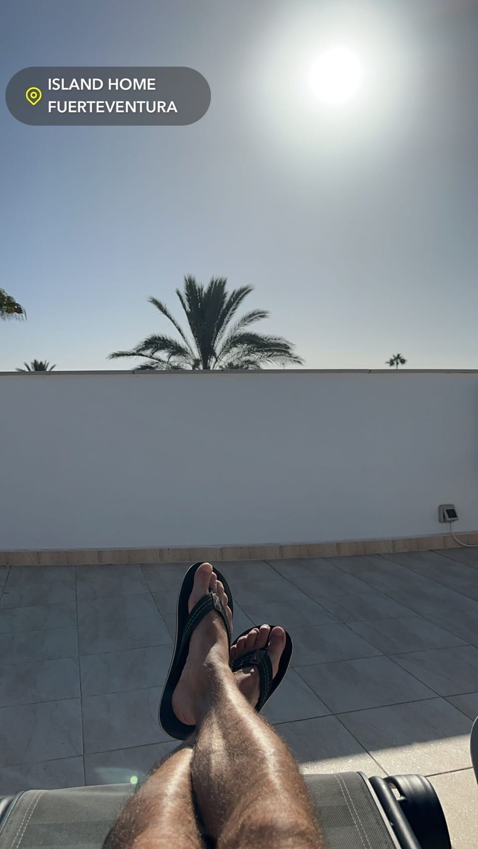 Relaxing on the large outdoor roof terrace