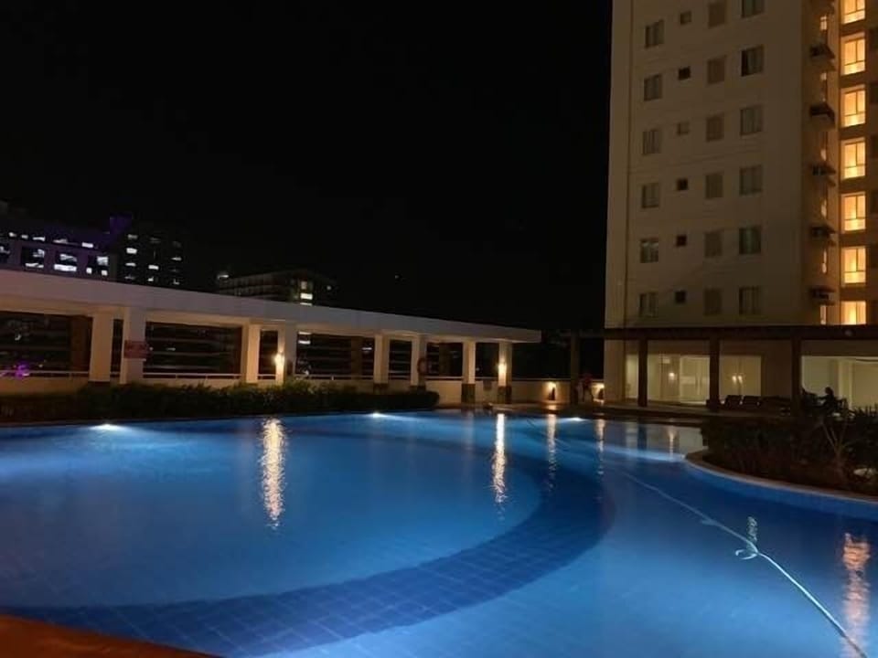 Live in Cebu, 1bedroom Avida tower in IT