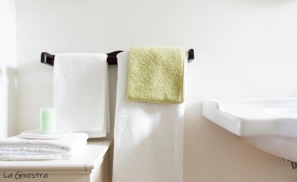 f01818bf-a9e9-447a-bfe7-ad814960af3f