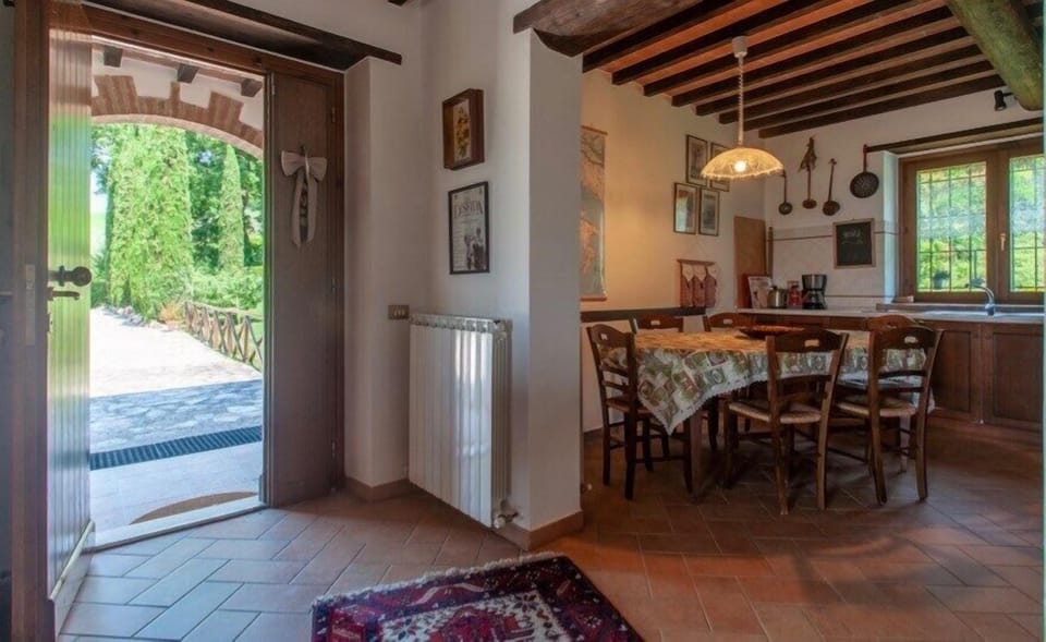 La Camilla, kitchen