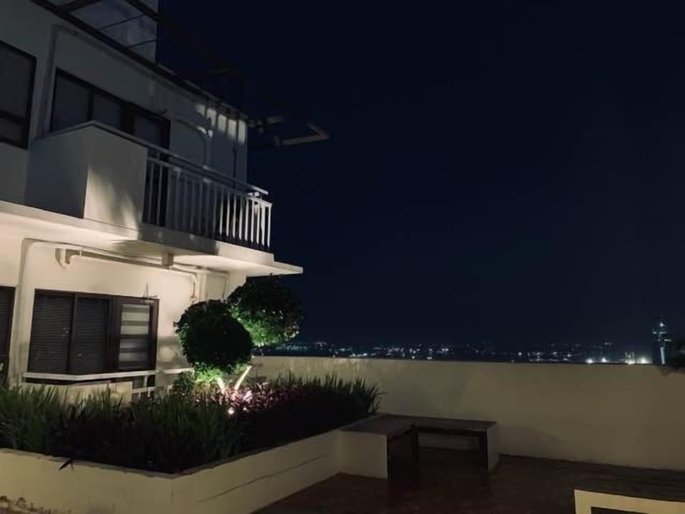 24th Loft-type Penthouse Heart of cebu