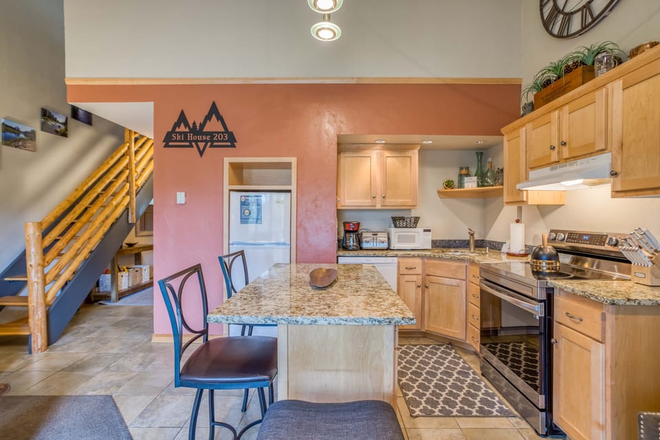 Dining Area with High Chairs