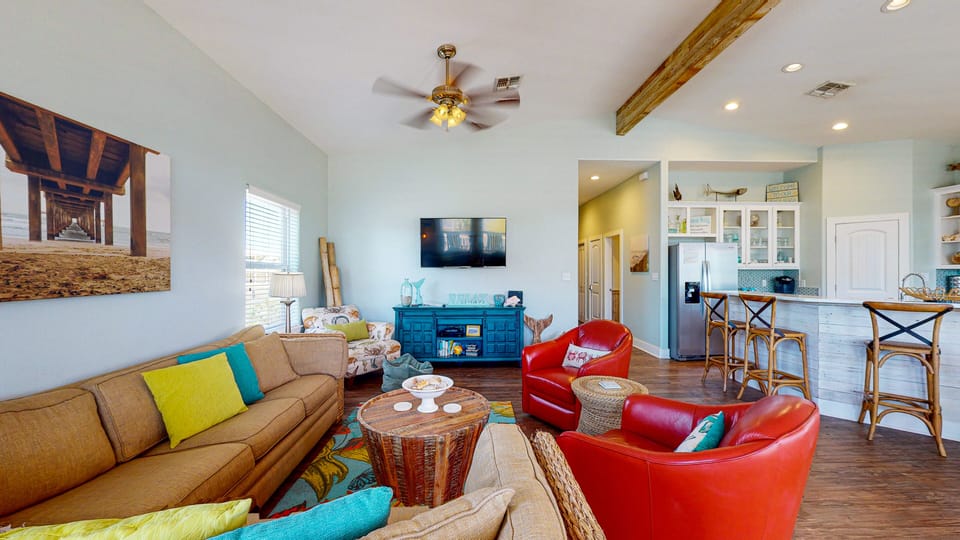 2nd Floor, Kitchen and Living