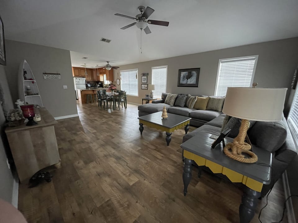 Open floor living area