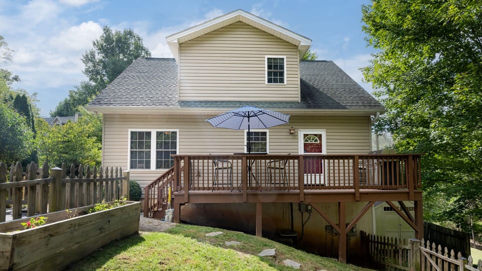 Welcome to River Mist Retreat!