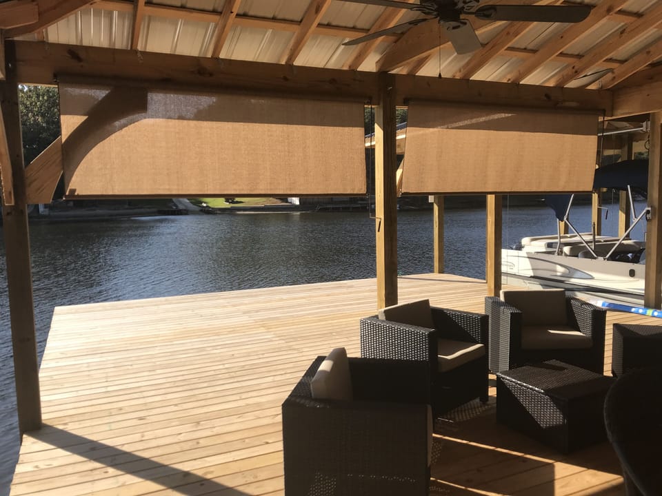 Dock