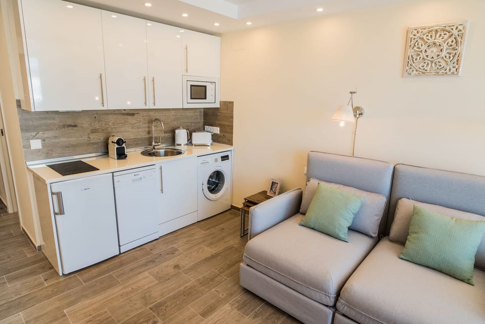 Benalmadena Seafront Top Floor Studio