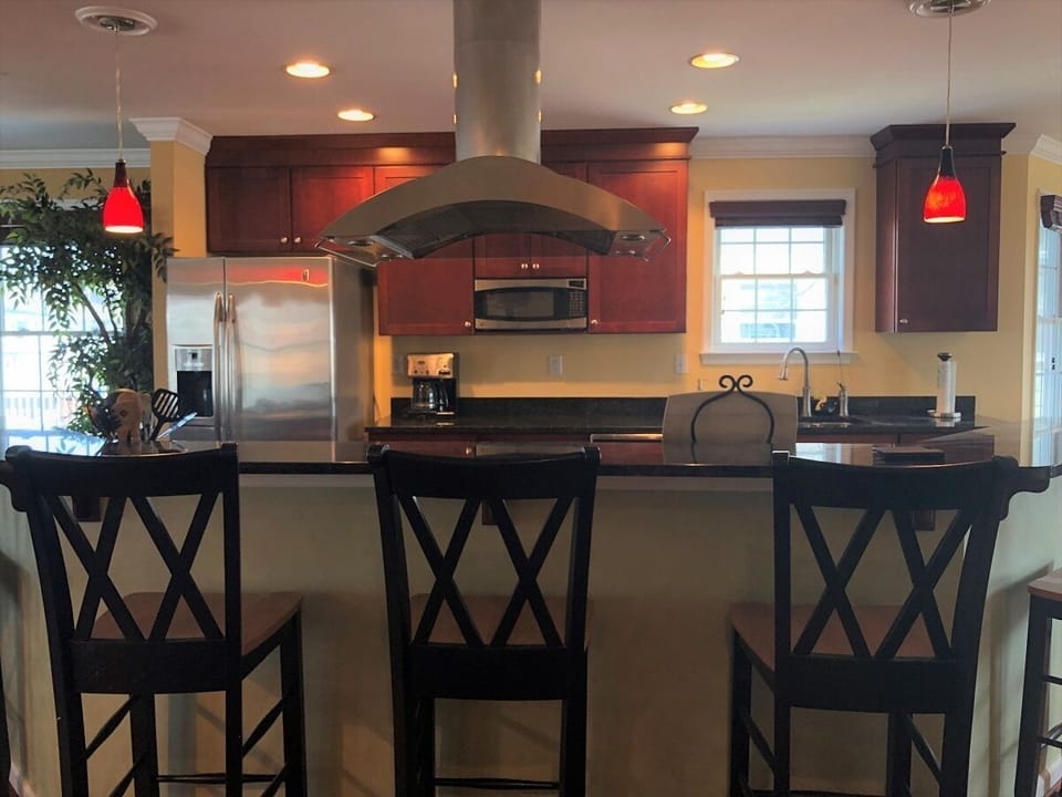 Nice Fully Stocked Kitchen