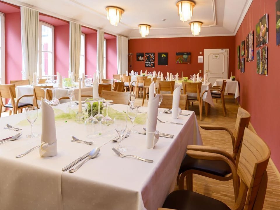 Banquet hall
