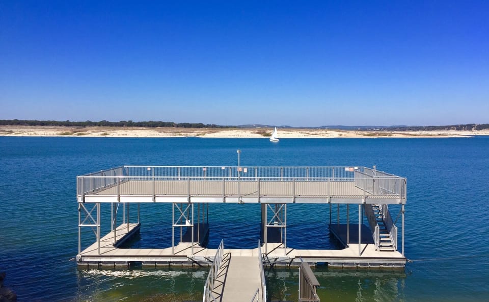 PRIVATE LAKE ACCESS W DAY MARINA BOAT DOC/TRAM 