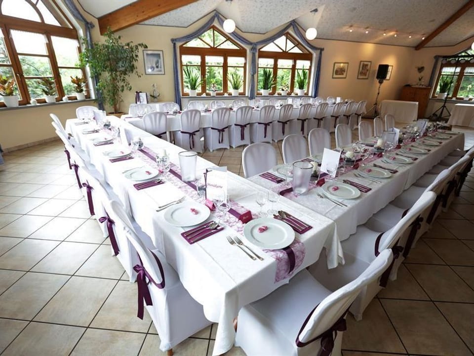 Banquet hall
