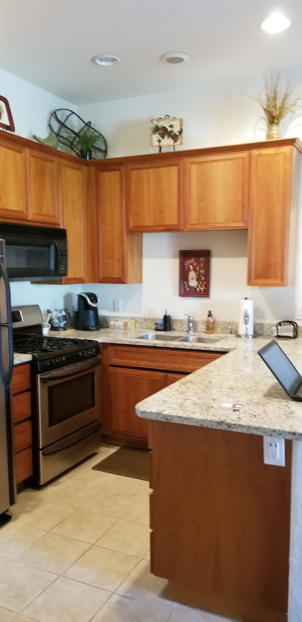 Kitchen with Kuerig coffee maker and all accessories 