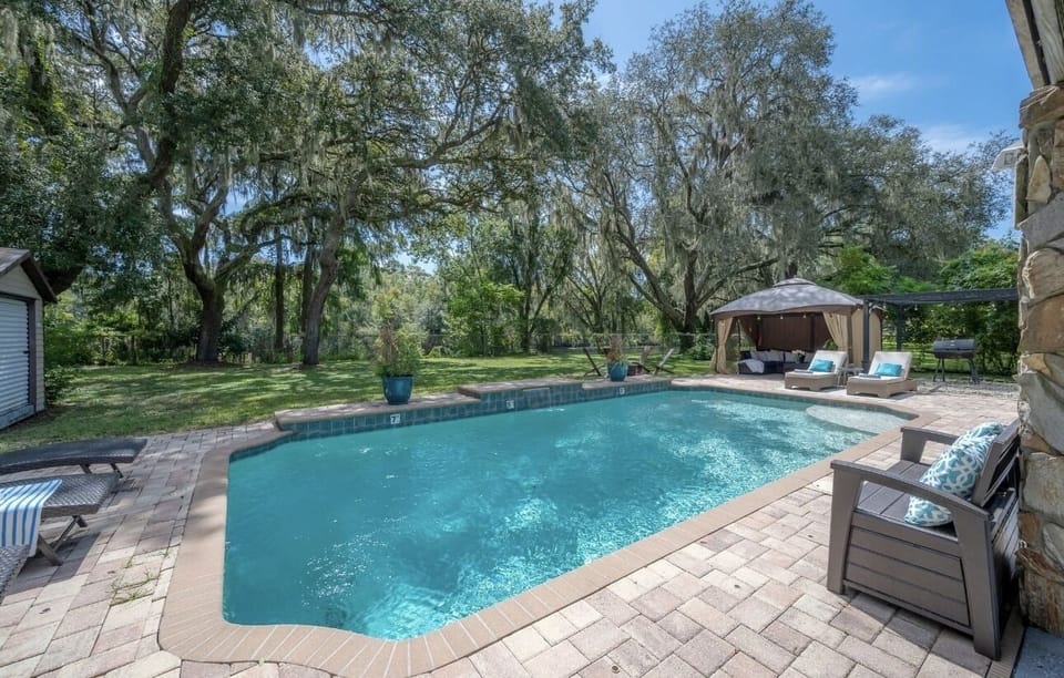 Pool sitting areas.