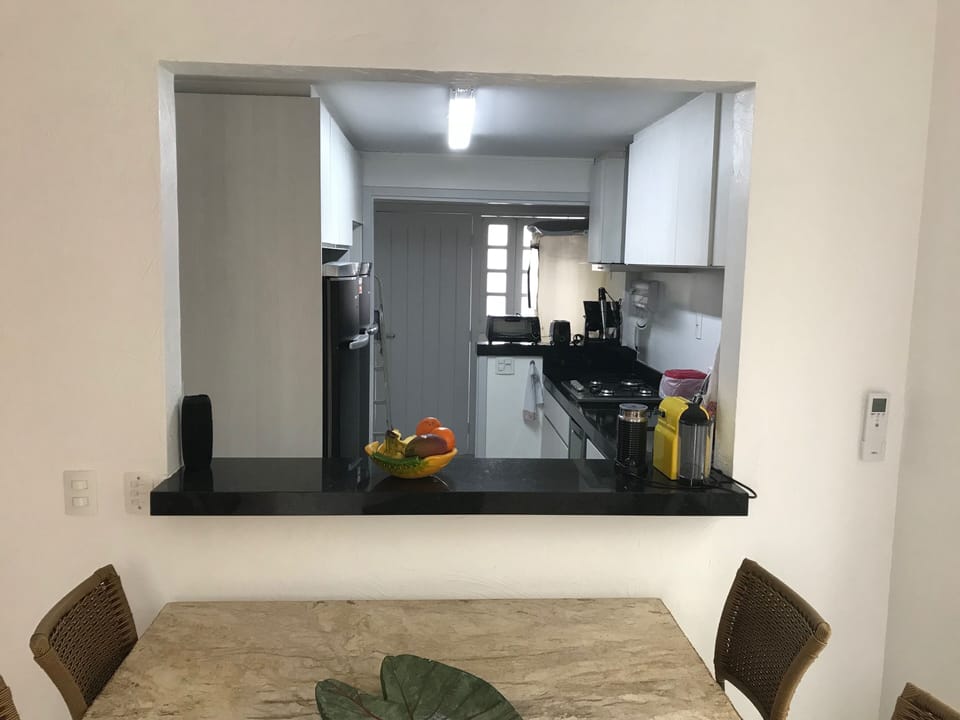Vista Sala Jantar > Cozinha