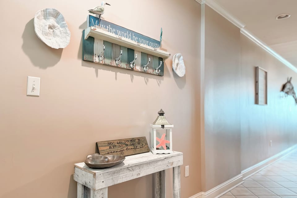 Coastal decor throughout