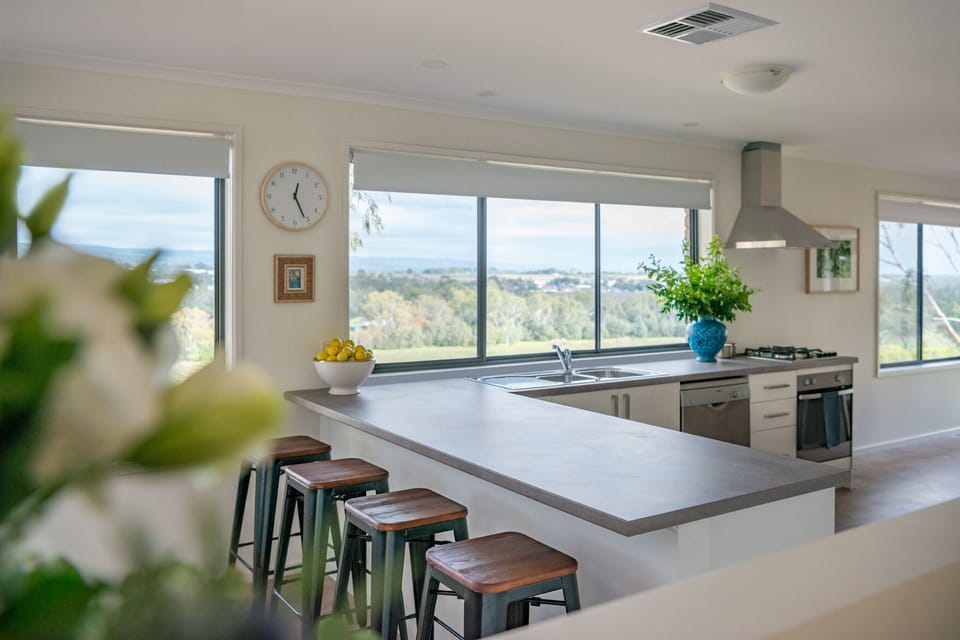 Hillside House - Kitchen