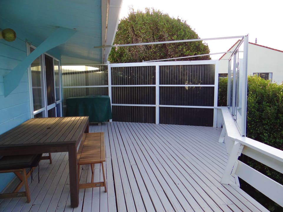 Deck, BBQ