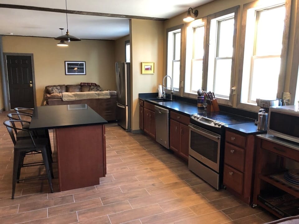 Fully equipped kitchen